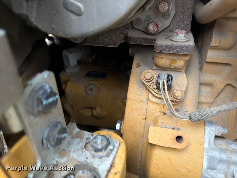 image for item FI0237 2016 Caterpillar 304E2 CR mini excavator