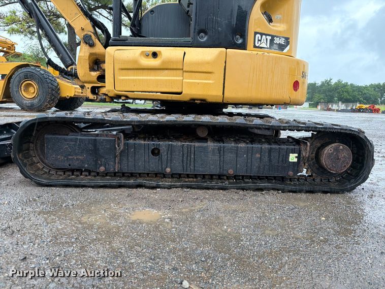 image for item FI0237 2016 Caterpillar 304E2 CR mini excavator