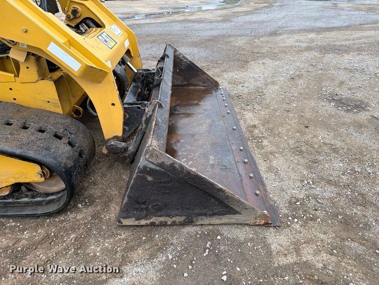 image for item FI0238 2017 Caterpillar 299D2 tracked skid steer loader