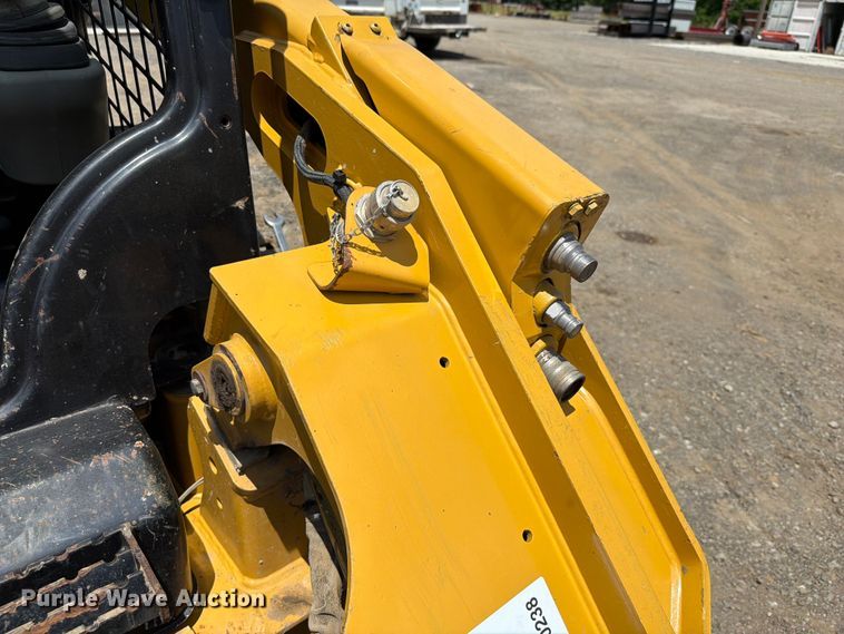 image for item FI0238 2017 Caterpillar 299D2 tracked skid steer loader