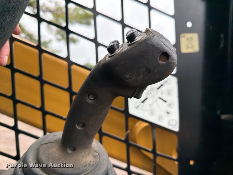 image for item FI0238 2017 Caterpillar 299D2 tracked skid steer loader