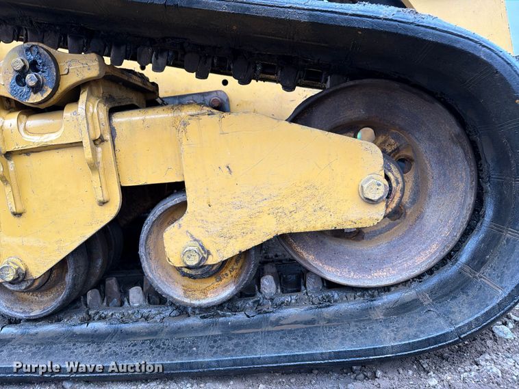 image for item FI0238 2017 Caterpillar 299D2 tracked skid steer loader