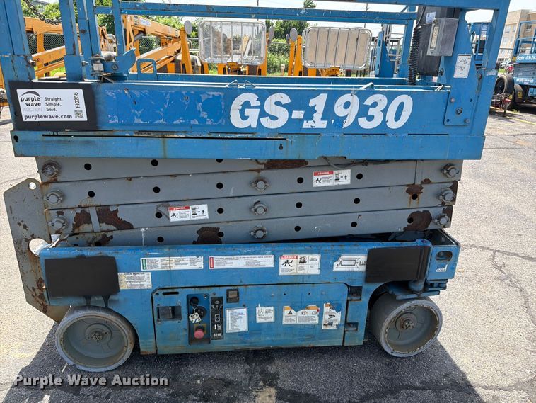 image for item FI0256 2018 Genie GS-1930 Scissor lift
