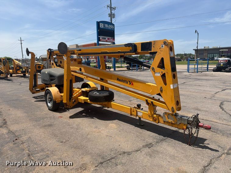 image for item FI0258 2017 Haulotte 5533A boom lift