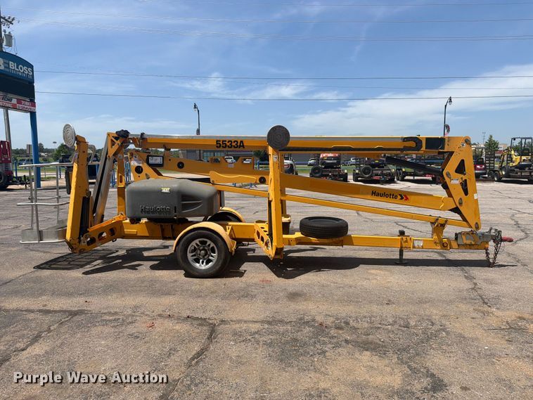 image for item FI0258 2017 Haulotte 5533A boom lift
