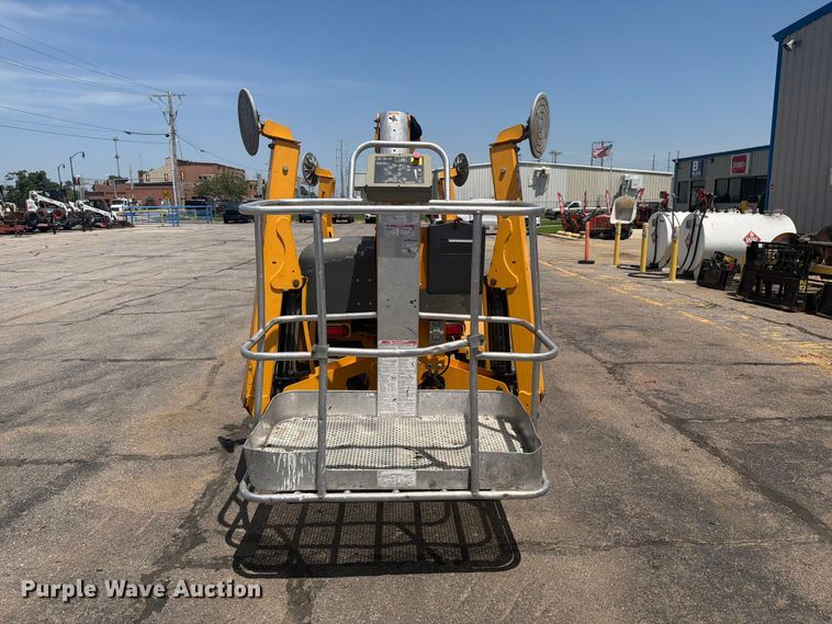 image for item FI0258 2017 Haulotte 5533A boom lift