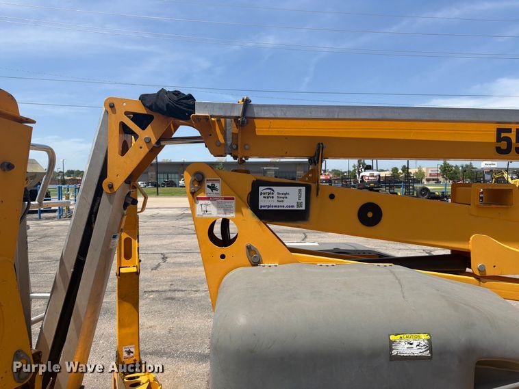 image for item FI0258 2017 Haulotte 5533A boom lift