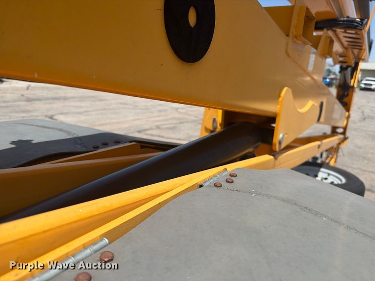 image for item FI0258 2017 Haulotte 5533A boom lift