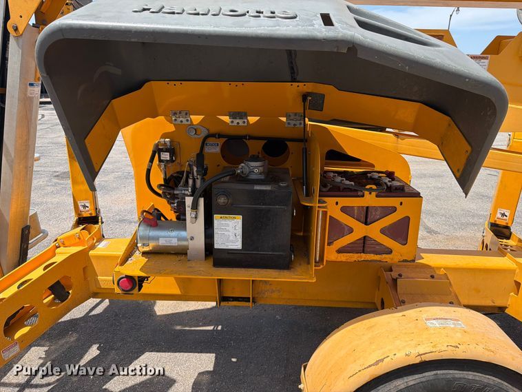 image for item FI0258 2017 Haulotte 5533A boom lift