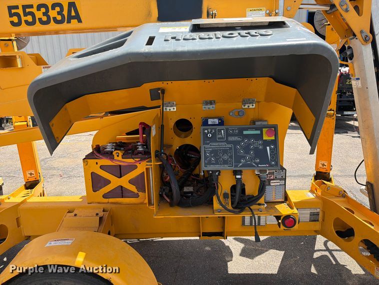 image for item FI0258 2017 Haulotte 5533A boom lift