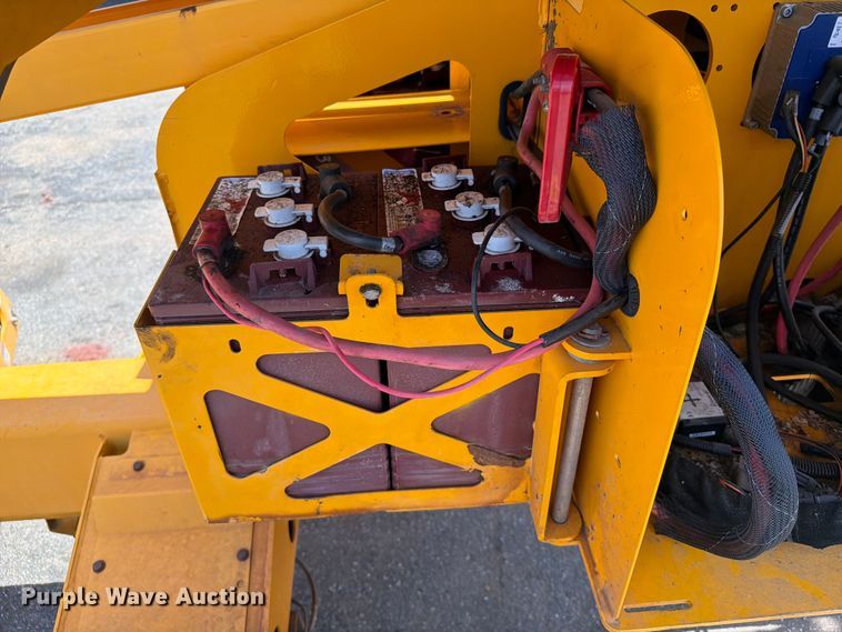 image for item FI0258 2017 Haulotte 5533A boom lift