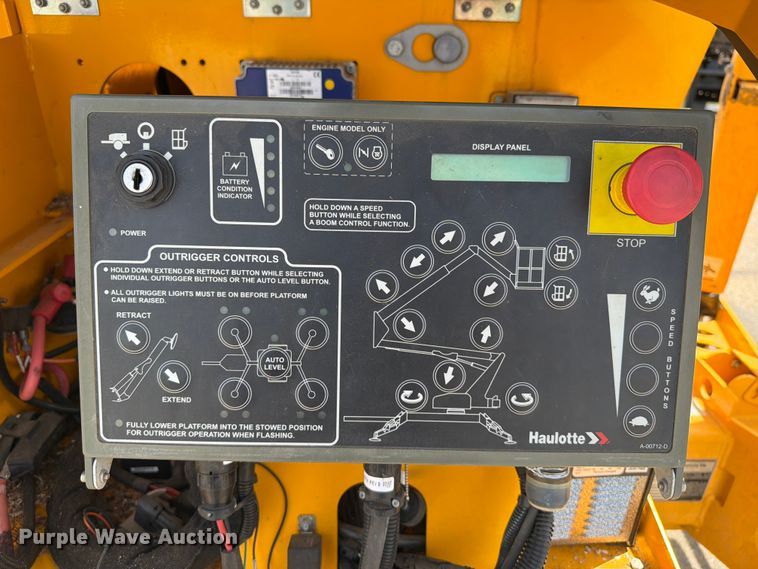 image for item FI0258 2017 Haulotte 5533A boom lift