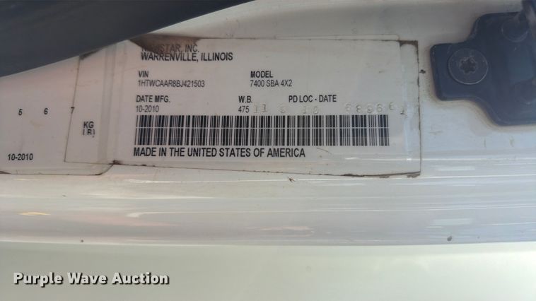 image for item FI0259 2011 International 7400 utility / service truck
