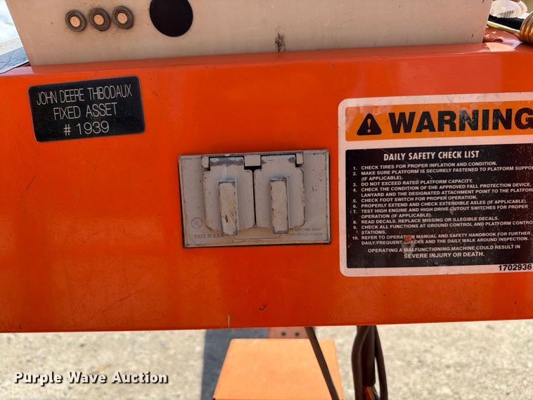 image for item FI0272 1994 JLG 40 Electric boom lift
