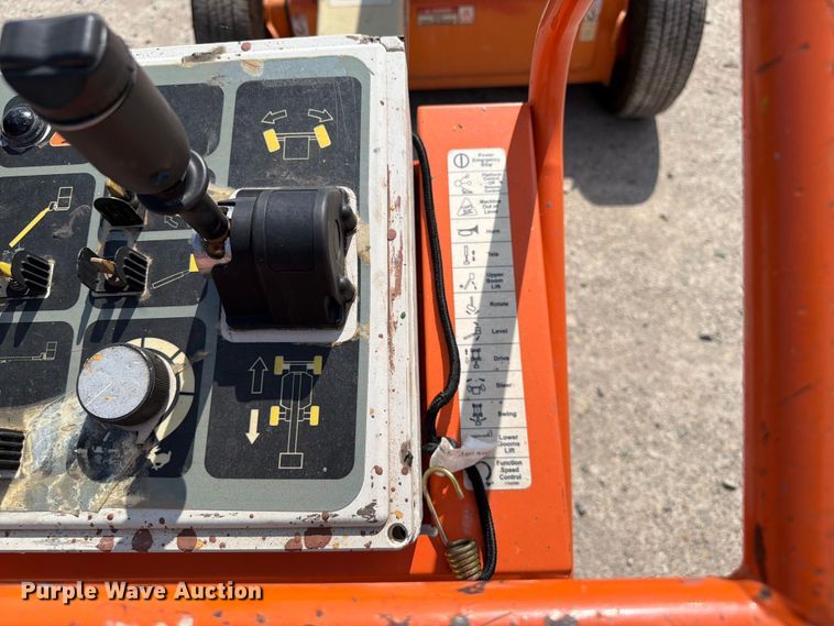 image for item FI0272 1994 JLG 40 Electric boom lift