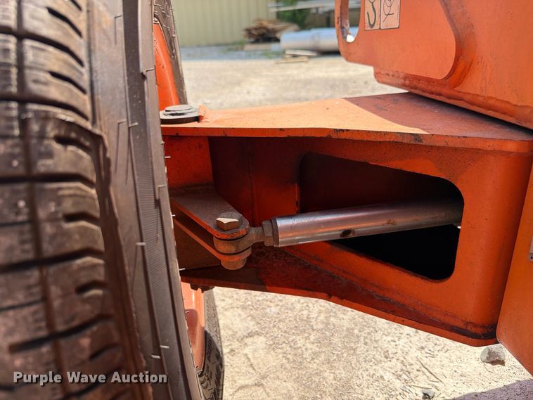 image for item FI0272 1994 JLG 40 Electric boom lift