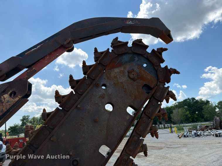 image for item FI0279 2003 Ditch Witch RT115 trencher