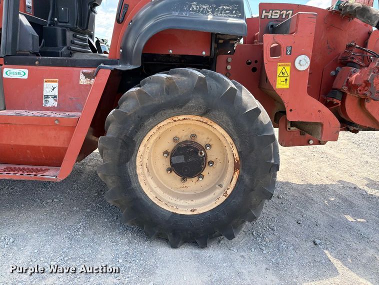 image for item FI0279 2003 Ditch Witch RT115 trencher