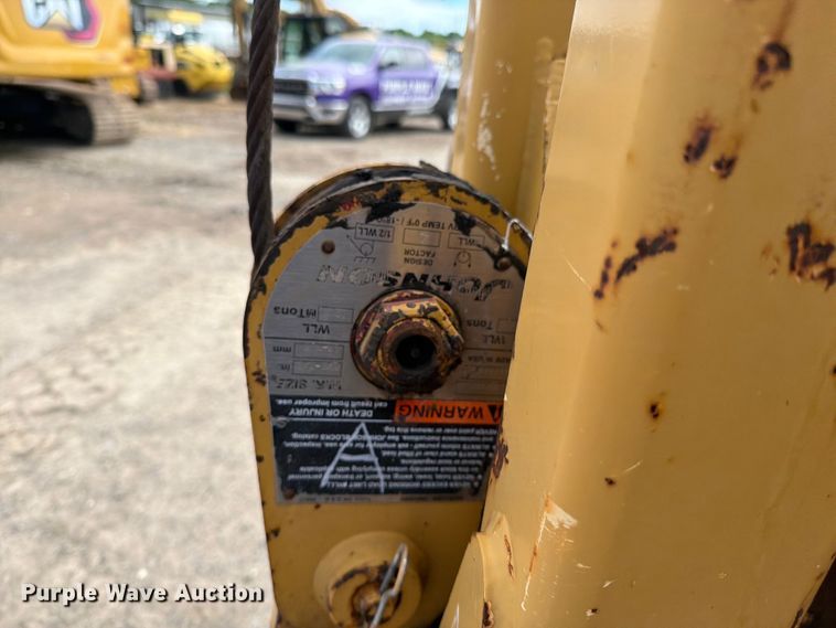 image for item FI1009 2008 Caterpillar D5K pipelayer
