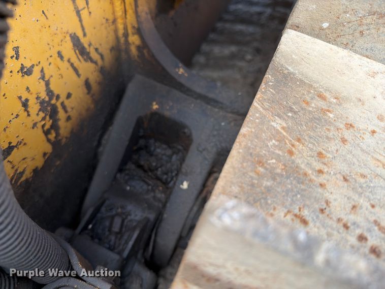 image for item FI1009 2008 Caterpillar D5K pipelayer