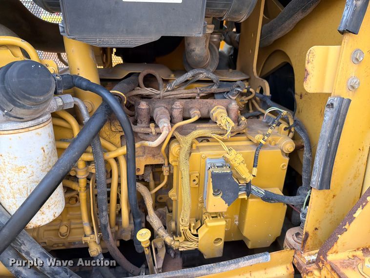 image for item FI1009 2008 Caterpillar D5K pipelayer