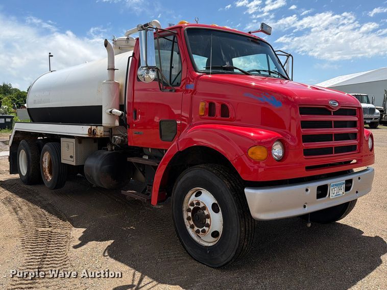 image for item FK0251 1999 Sterling LT vacuum truck