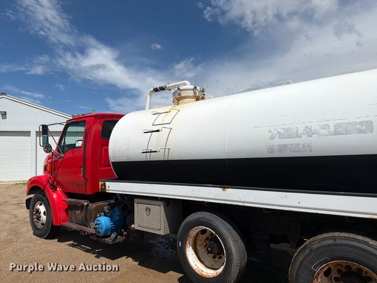 image for item FK0251 1999 Sterling LT vacuum truck