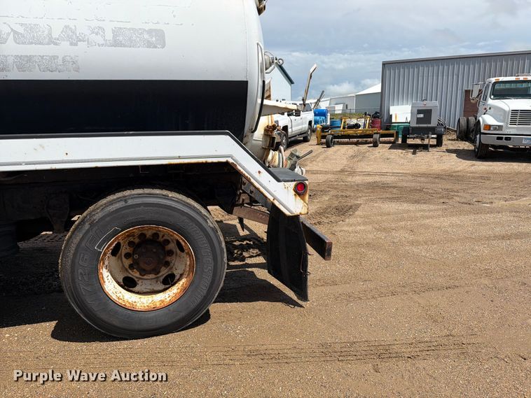 image for item FK0251 1999 Sterling LT vacuum truck