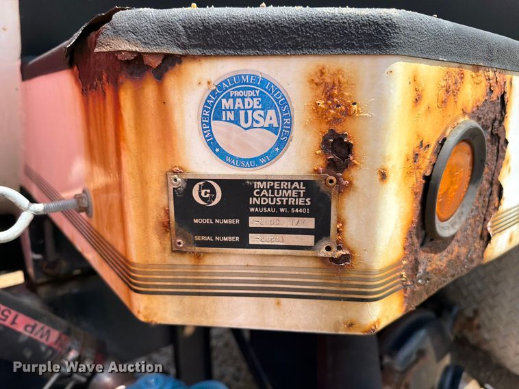image for item FK0251 1999 Sterling LT vacuum truck