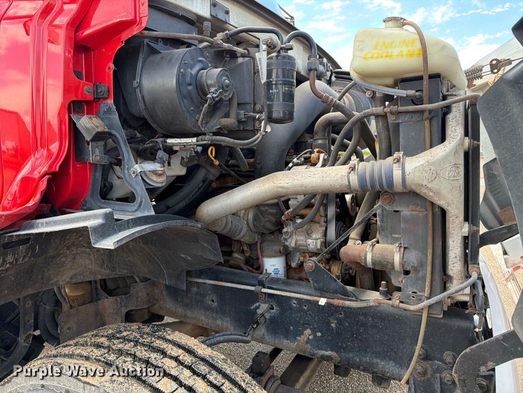 image for item FK0251 1999 Sterling LT vacuum truck