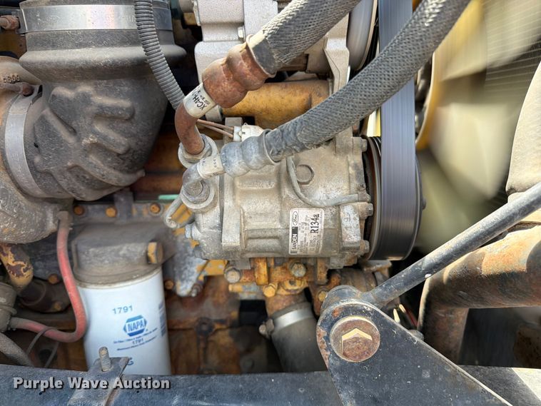 image for item FK0251 1999 Sterling LT vacuum truck
