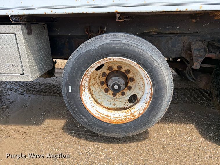 image for item FK0251 1999 Sterling LT vacuum truck