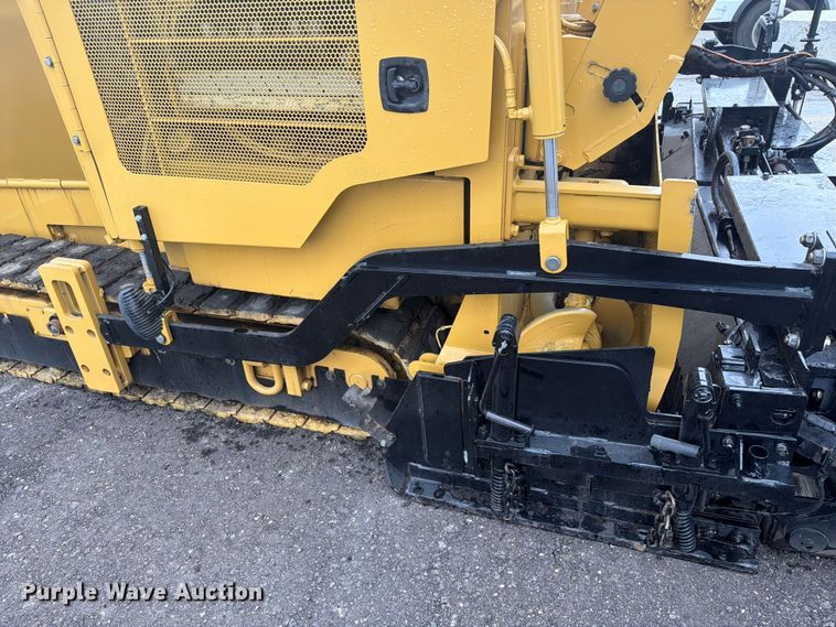 image for item FK0297 2014 Carlson CP100 paver