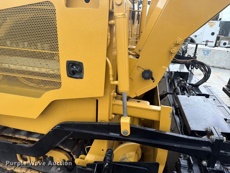 image for item FK0297 2014 Carlson CP100 paver