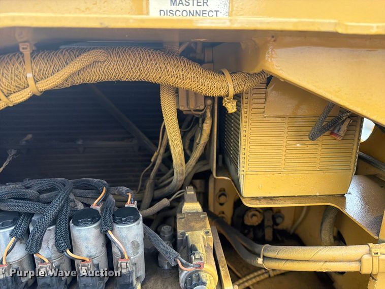 image for item FK0297 2014 Carlson CP100 paver