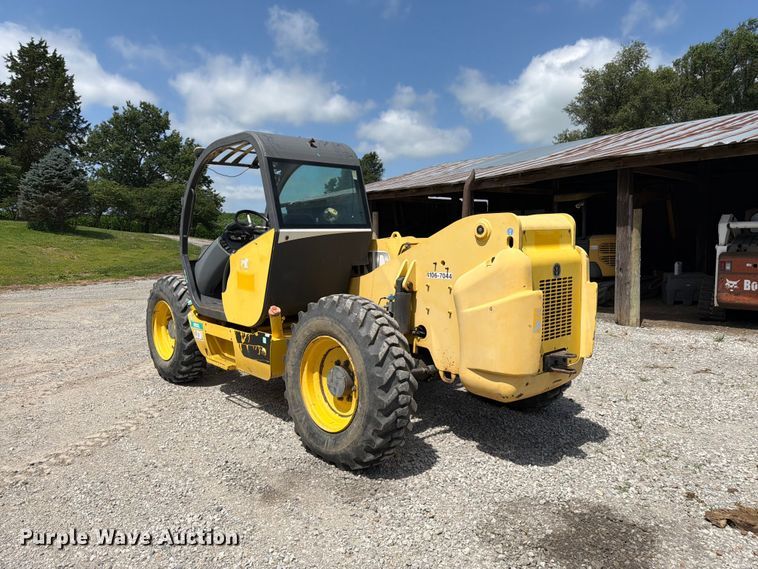 image for item FK3106 2007 New Holland M427 telehandler