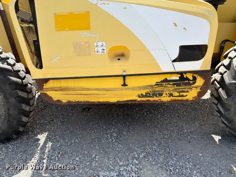 image for item FK3106 2007 New Holland M427 telehandler