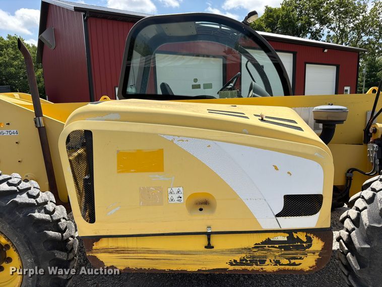 image for item FK3106 2007 New Holland M427 telehandler
