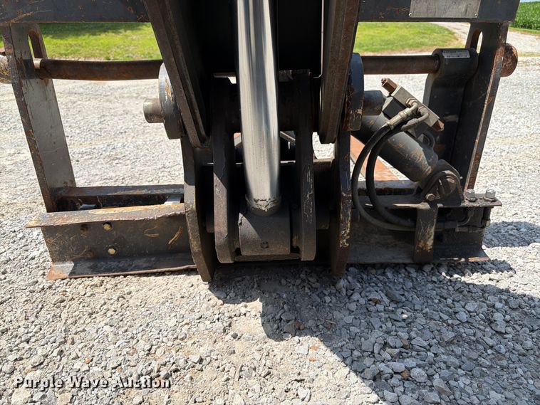 image for item FK3106 2007 New Holland M427 telehandler