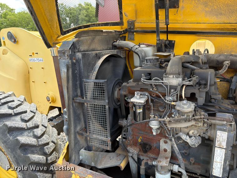 image for item FK3106 2007 New Holland M427 telehandler