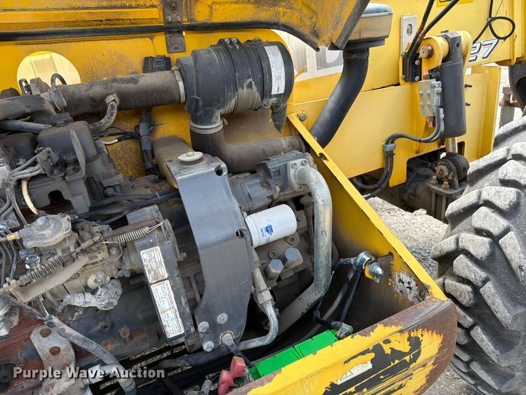 image for item FK3106 2007 New Holland M427 telehandler
