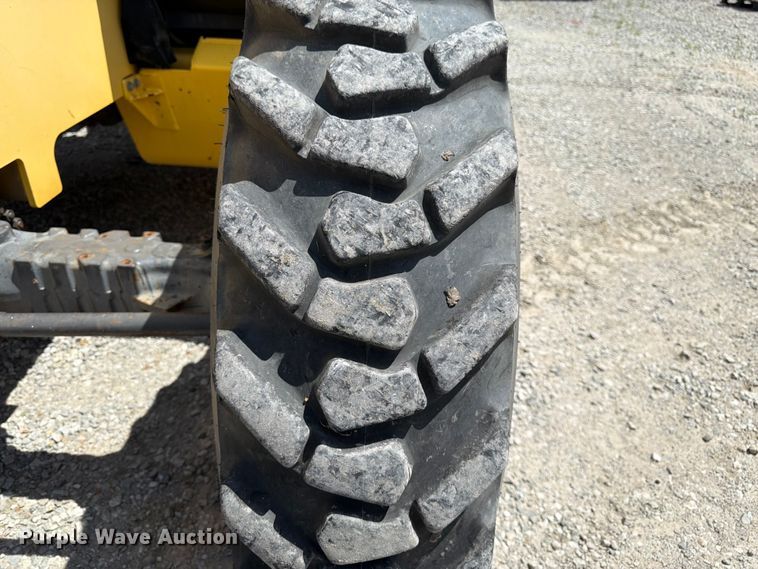 image for item FK3106 2007 New Holland M427 telehandler