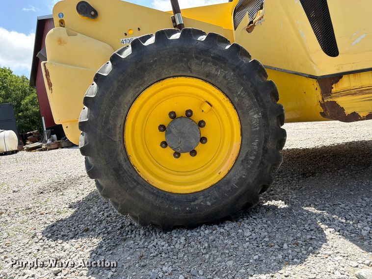 image for item FK3106 2007 New Holland M427 telehandler