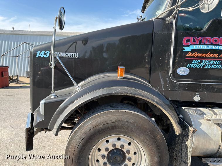 image for item FK3131 2013 Kenworth T800 dump truck