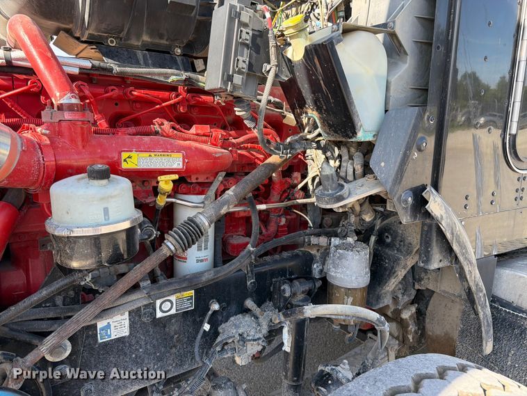 image for item FK3131 2013 Kenworth T800 dump truck