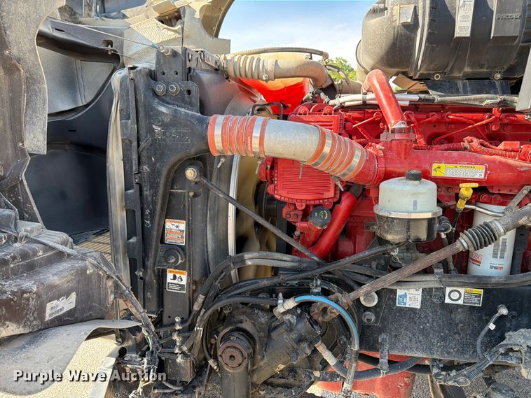 image for item FK3131 2013 Kenworth T800 dump truck