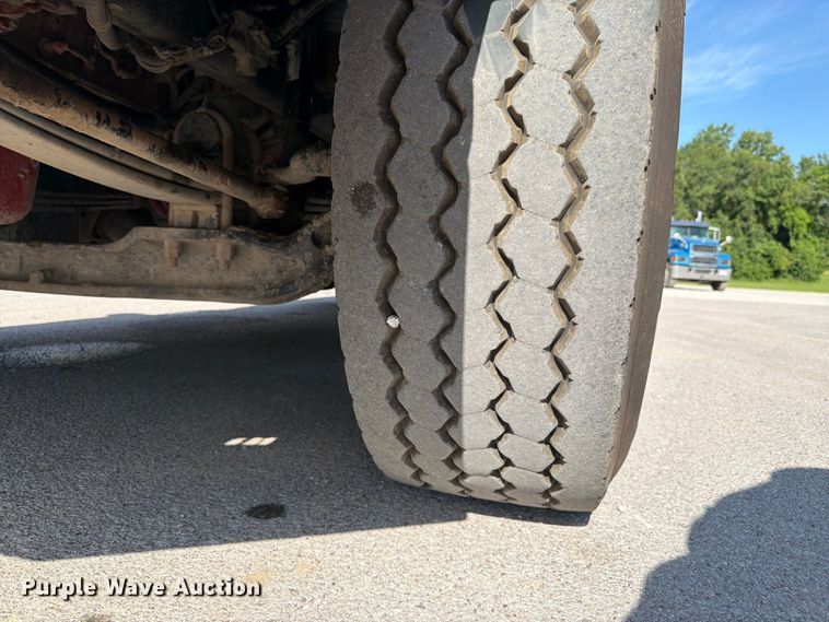 image for item FK3131 2013 Kenworth T800 dump truck
