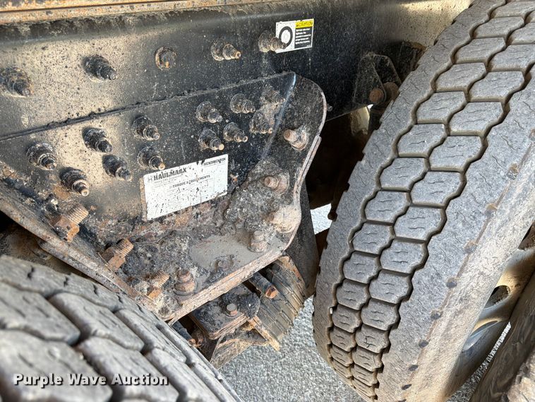 image for item FK3131 2013 Kenworth T800 dump truck