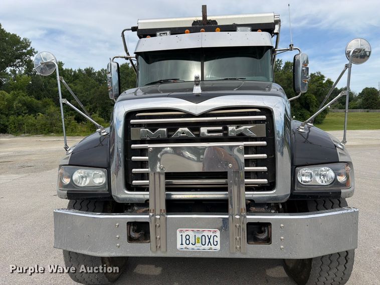 image for item FK3132 2015 Mack GU dump truck