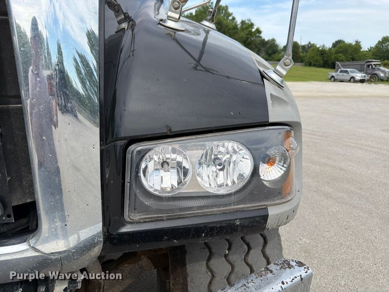 image for item FK3132 2015 Mack GU dump truck